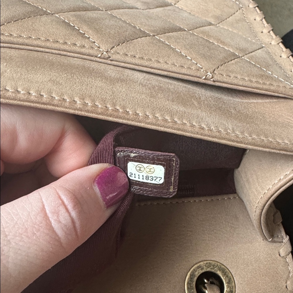 Chanel Happy Stitch Flap Bag Beige - Picture 13 of 17